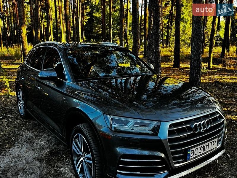 Позашляховик / Кросовер Audi Q5 2017 в Києві