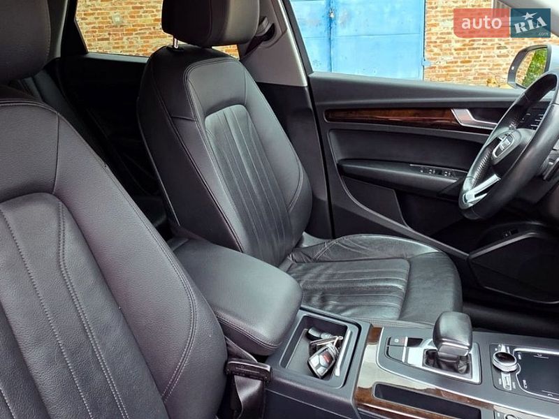 Позашляховик / Кросовер Audi Q5 2018 в Харкові