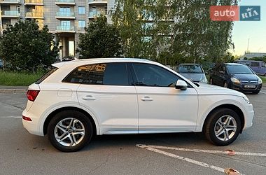 Позашляховик / Кросовер Audi Q5 2017 в Києві фото 3 Позашляховик / Кросовер Audi Q5 2017 в Києві