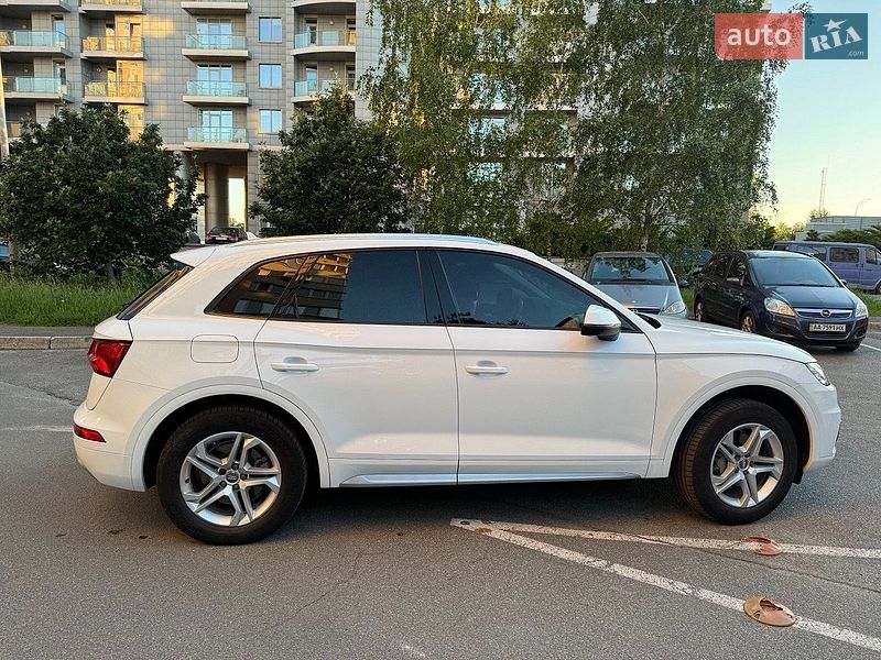 Позашляховик / Кросовер Audi Q5 2017 в Києві фото 3 Позашляховик / Кросовер Audi Q5 2017 в Києві