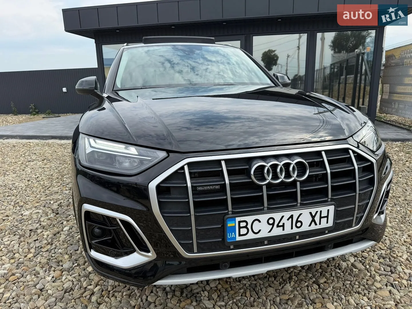 Audi Q5 2021 VIN WA1AAAFY7M2118488 фото оголошення 11 з 111