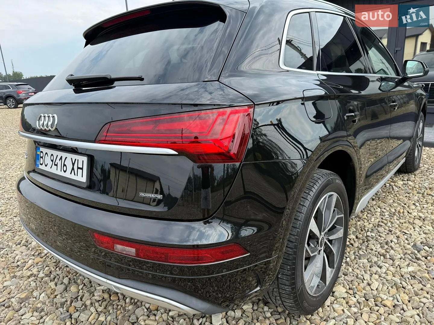Audi Q5 2021 VIN WA1AAAFY7M2118488 фото оголошення 39 з 111