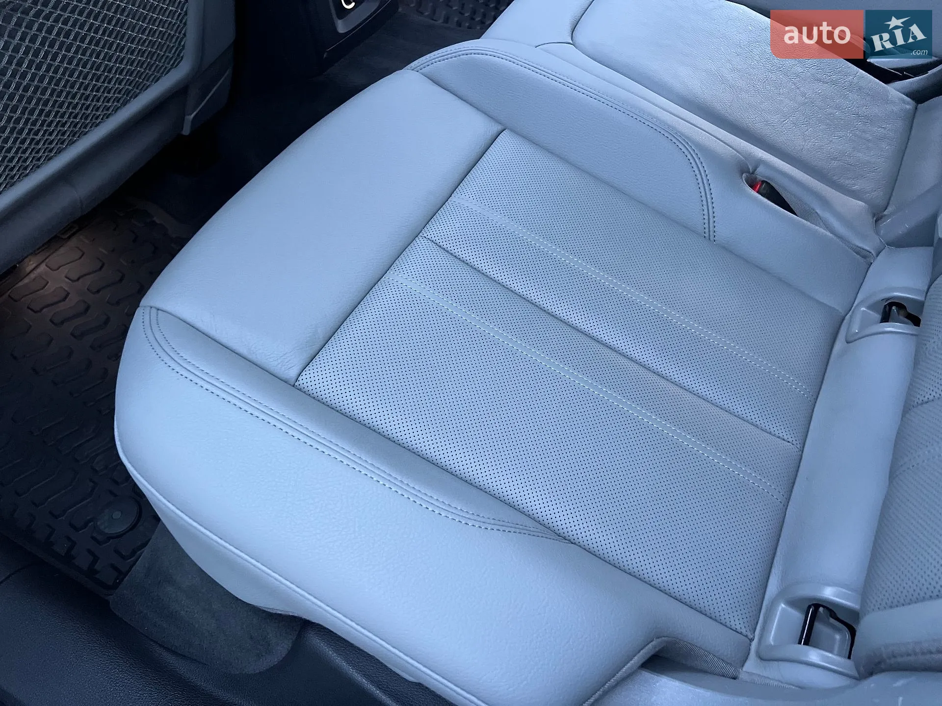 Audi Q5 2018 VIN WA1BNAFY2J2202710 фото оголошення 82 з 140