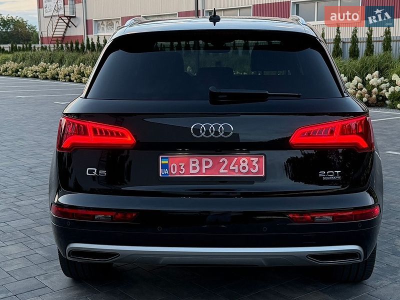 Внедорожник / Кроссовер Audi Q5 2018 в Луцке