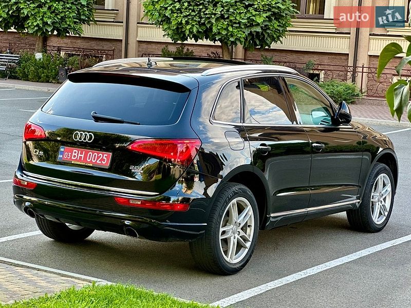 Позашляховик / Кросовер Audi Q5 2015 в Києві