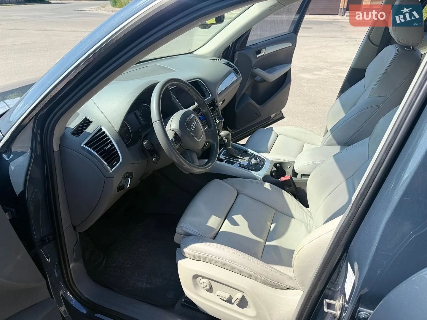 2010 Audi Q5 - мініатюра 13