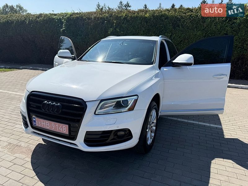 Позашляховик / Кросовер Audi Q5 2015 в Луцьку