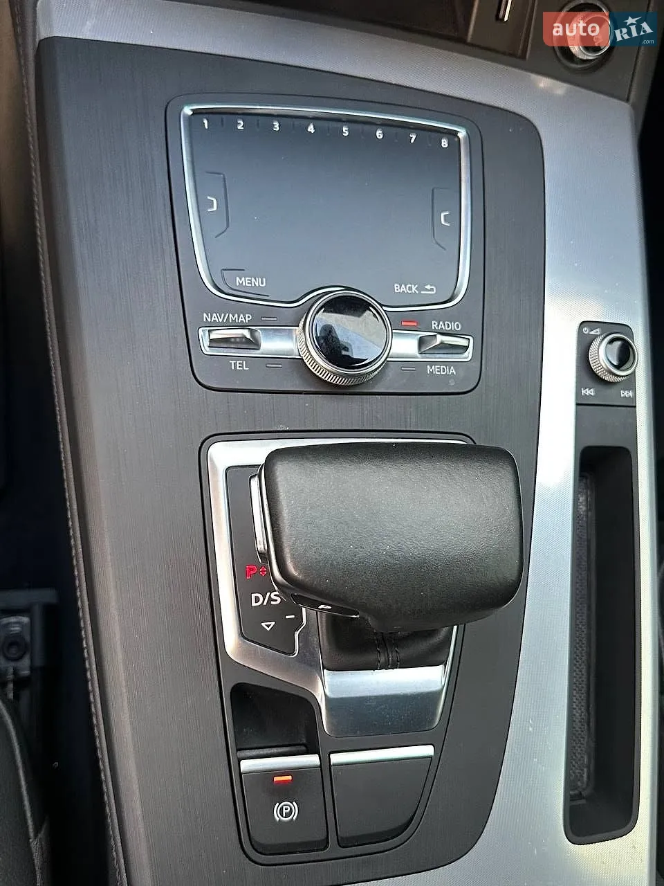 2020 Audi Q5 - мініатюра 26