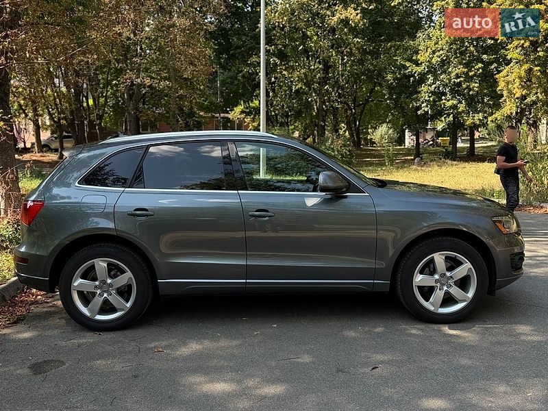 Внедорожник / Кроссовер Audi Q5 2012 в Киеве