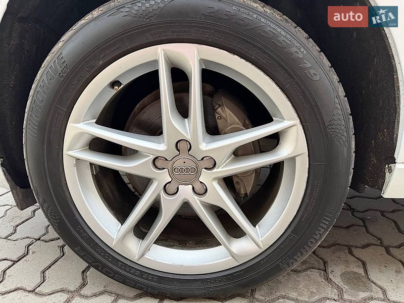 Позашляховик / Кросовер Audi Q5 2014 в Нововолинську
