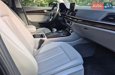 Позашляховик / Кросовер Audi Q5 2019 в Києві фото 23 Позашляховик / Кросовер Audi Q5 2019 в Києві