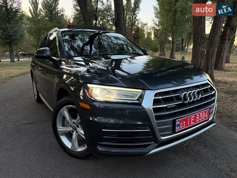 Внедорожник / Кроссовер Audi Q5 2018 в Киеве