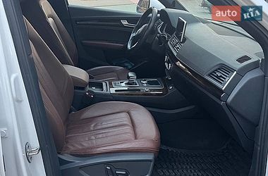 Внедорожник / Кроссовер Audi Q5 2018 в Могилев-Подольске
