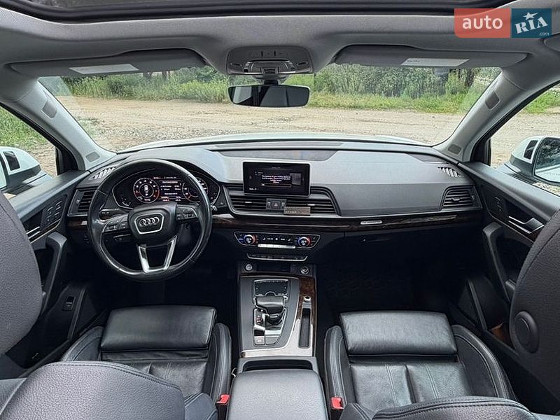Внедорожник / Кроссовер Audi Q5 2018 в Днепре
