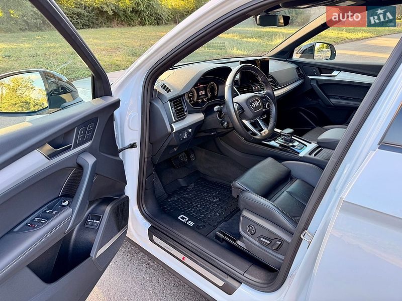 Внедорожник / Кроссовер Audi Q5 2023 в Кривом Роге