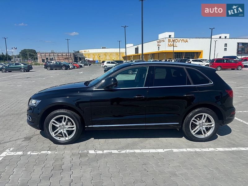 Внедорожник / Кроссовер Audi Q5 2015 в Черновцах