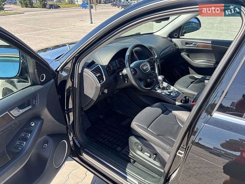 Внедорожник / Кроссовер Audi Q5 2015 в Черновцах