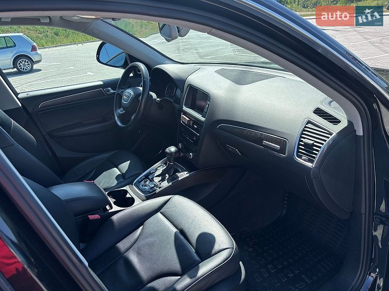 Внедорожник / Кроссовер Audi Q5 2015 в Черновцах