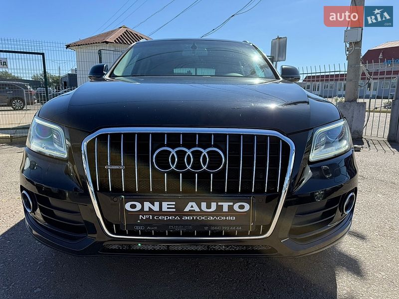 Позашляховик / Кросовер Audi Q5 2015 в Києві
