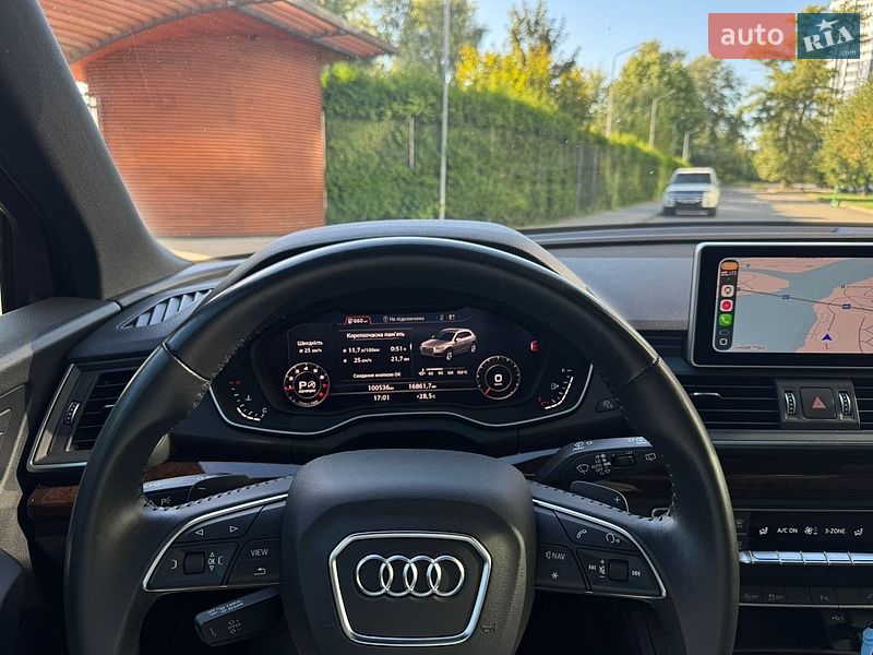 Позашляховик / Кросовер Audi Q5 2020 в Києві