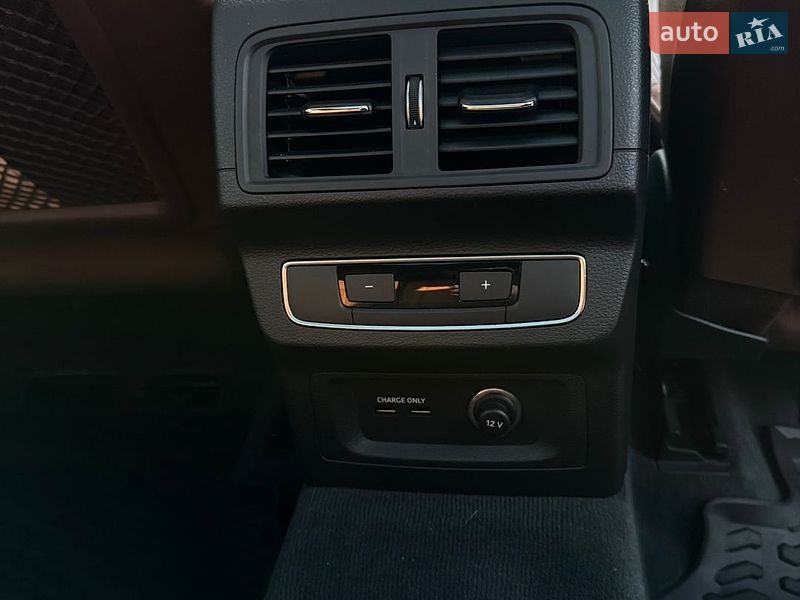 Позашляховик / Кросовер Audi Q5 2020 в Києві