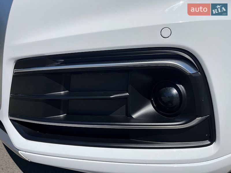 Внедорожник / Кроссовер Audi Q5 2018 в Луцке