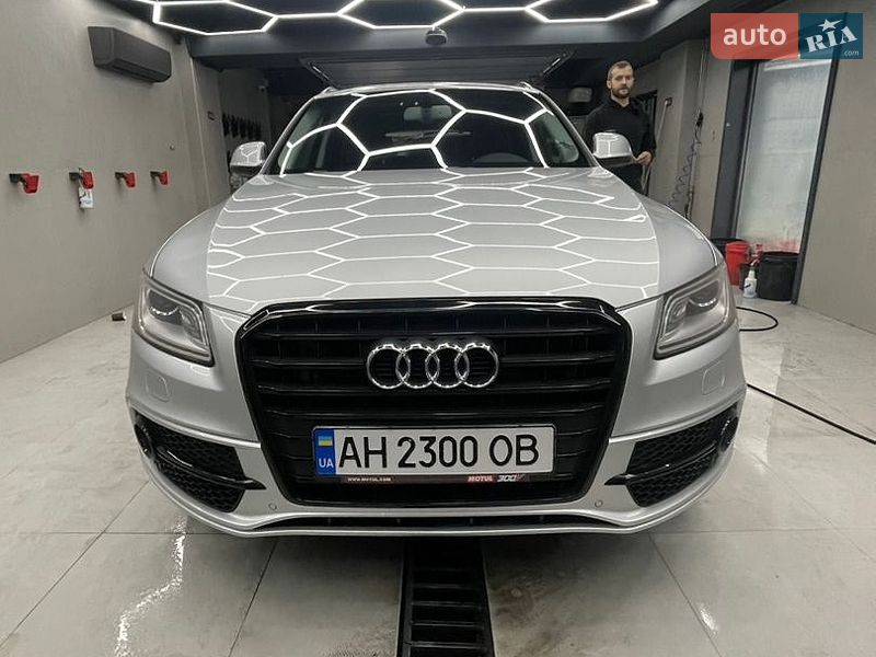 Внедорожник / Кроссовер Audi Q5 2014 в Днепре