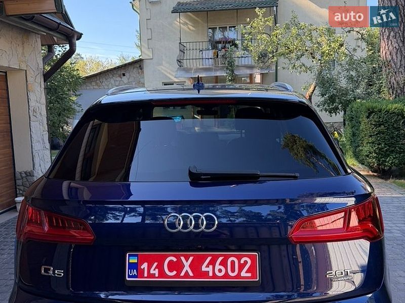 Внедорожник / Кроссовер Audi Q5 2017 в Львове