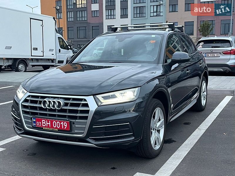 Внедорожник / Кроссовер Audi Q5 2017 в Ровно