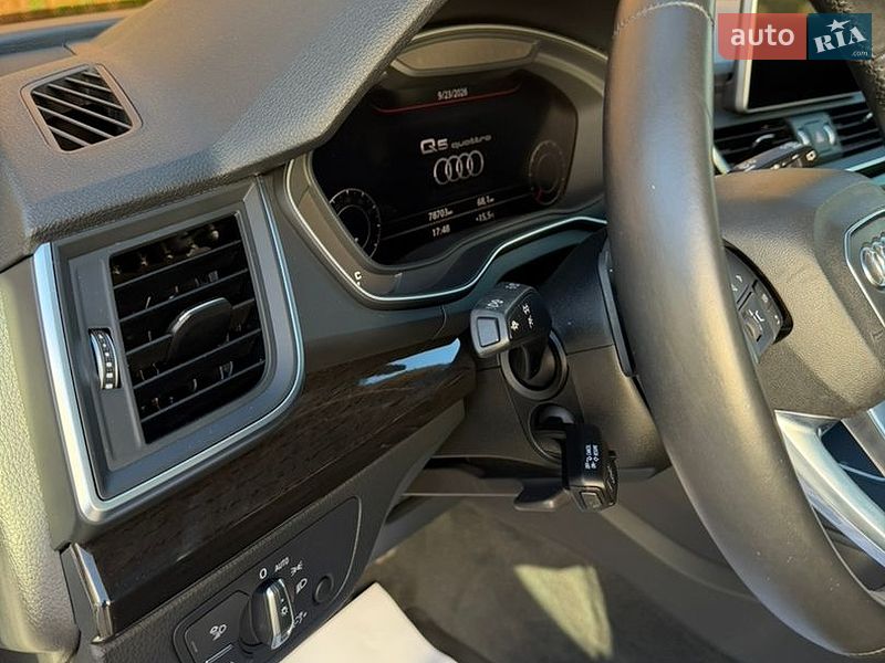 Позашляховик / Кросовер Audi Q5 2020 в Львові