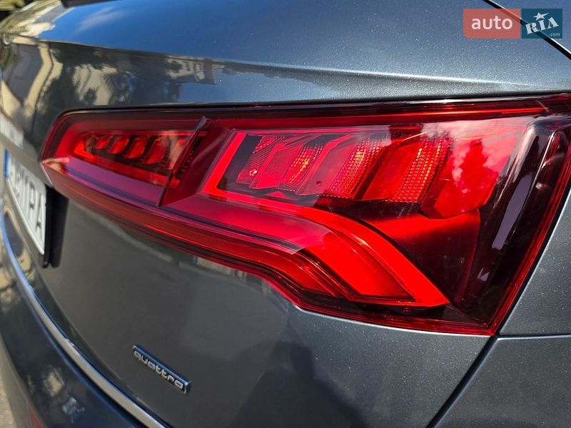 Позашляховик / Кросовер Audi Q5 2018 в Києві