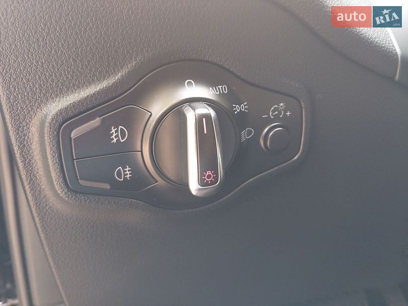 Внедорожник / Кроссовер Audi Q5 2011 в Чернигове фото 61 Внедорожник / Кроссовер Audi Q5 2011 в Чернигове