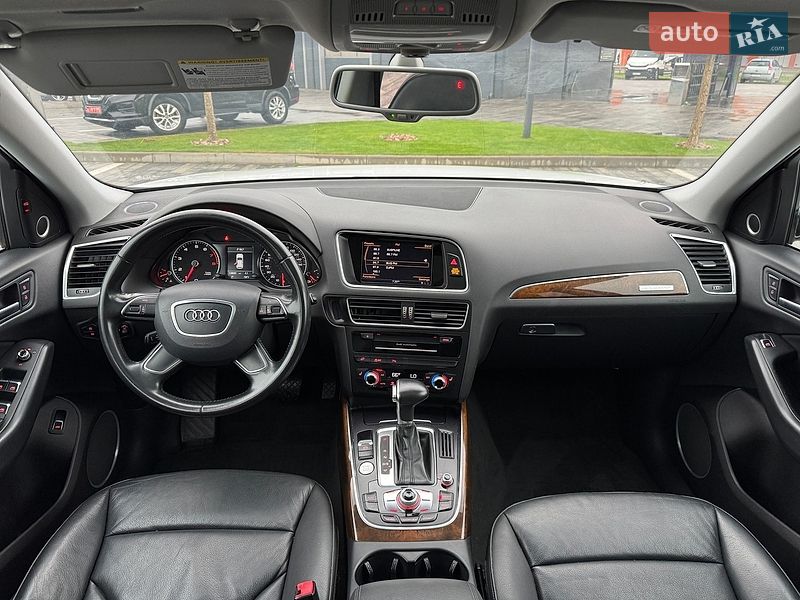 Позашляховик / Кросовер Audi Q5 2016 в Луцьку