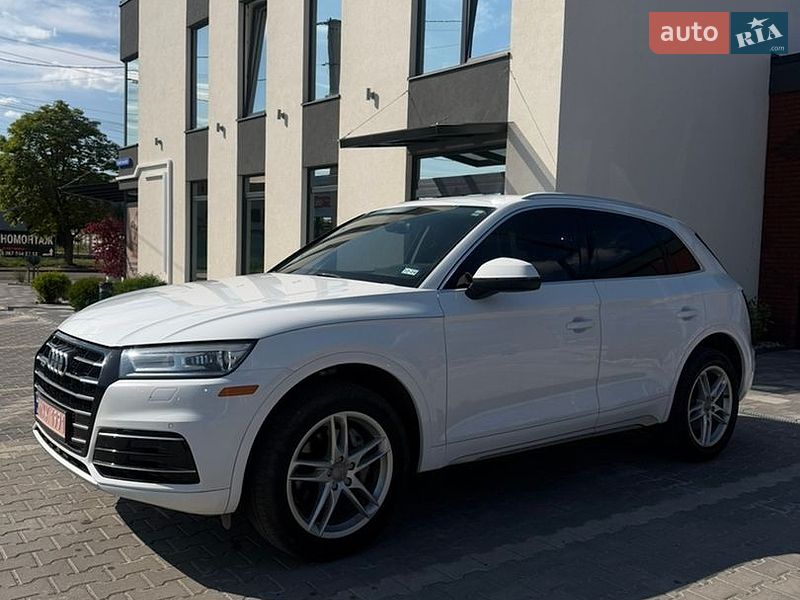 Внедорожник / Кроссовер Audi Q5 2020 в Коломые
