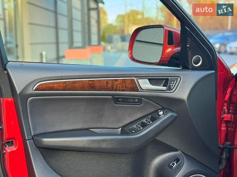 Внедорожник / Кроссовер Audi Q5 2015 в Львове