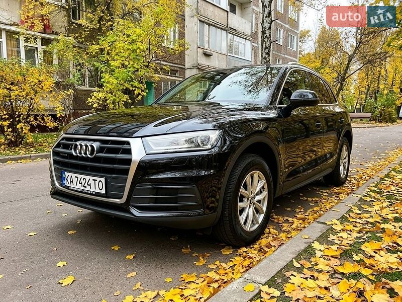 Внедорожник / Кроссовер Audi Q5 2017 в Чернигове
