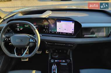 Внедорожник / Кроссовер Audi Q6 e-tron 2024 в 