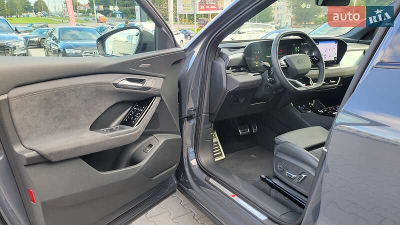 Внедорожник / Кроссовер Audi Q6 e-tron 2024 в Хмельницком