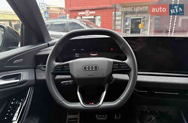Позашляховик / Кросовер Audi Q6 e-tron 2024 в 