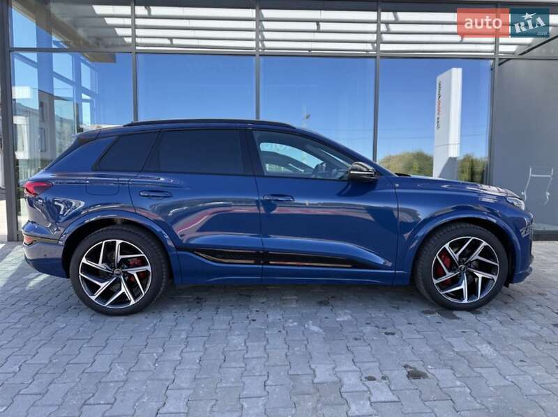 Позашляховик / Кросовер Audi Q6 e-tron 2024 в Хмельницькому