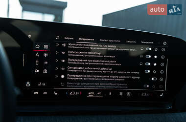 Позашляховик / Кросовер Audi Q6 e-tron 2024 в 
