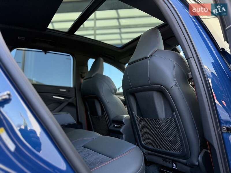 Позашляховик / Кросовер Audi Q6 e-tron 2024 в Хмельницькому