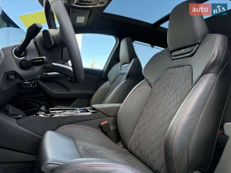 Позашляховик / Кросовер Audi Q6 e-tron 2024 в Хмельницькому