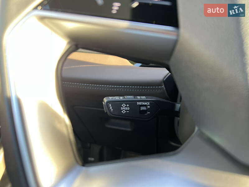 Внедорожник / Кроссовер Audi Q6 e-tron 2025 в Львове