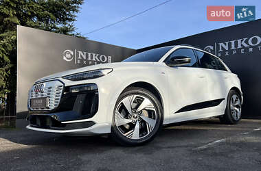 Внедорожник / Кроссовер Audi Q6 e-tron 2025 в Львове