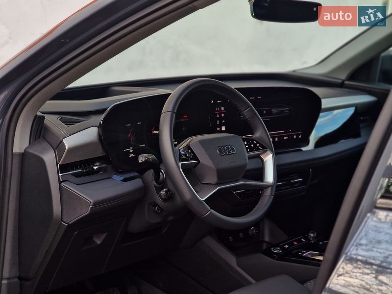 Внедорожник / Кроссовер Audi Q6 e-tron 2024 в Одессе