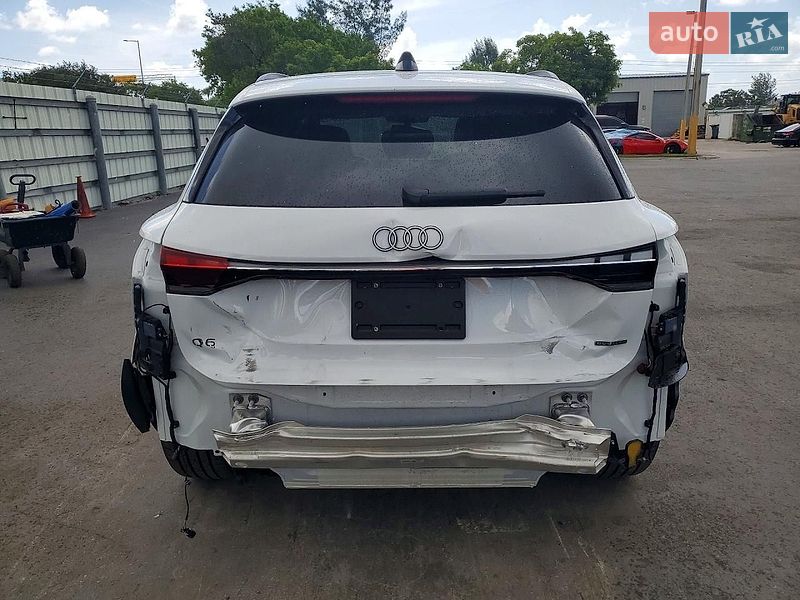 Внедорожник / Кроссовер Audi Q6 e-tron 2025 в Львове