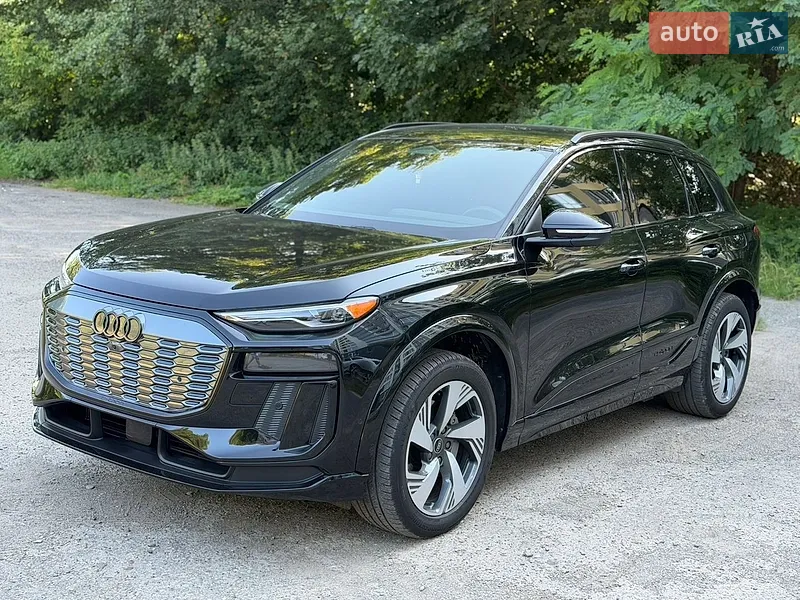 Audi Q6 e-tron 2025