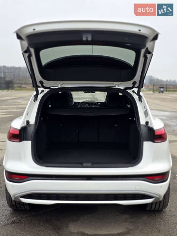 Внедорожник / Кроссовер Audi Q6L e-tron 2025 в Киеве фото 37 Внедорожник / Кроссовер Audi Q6L e-tron 2025 в Киеве
