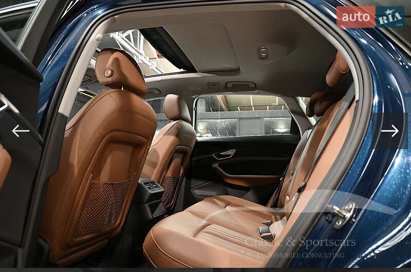 Позашляховик / Кросовер Audi Q7 e-tron 2019 в Львові